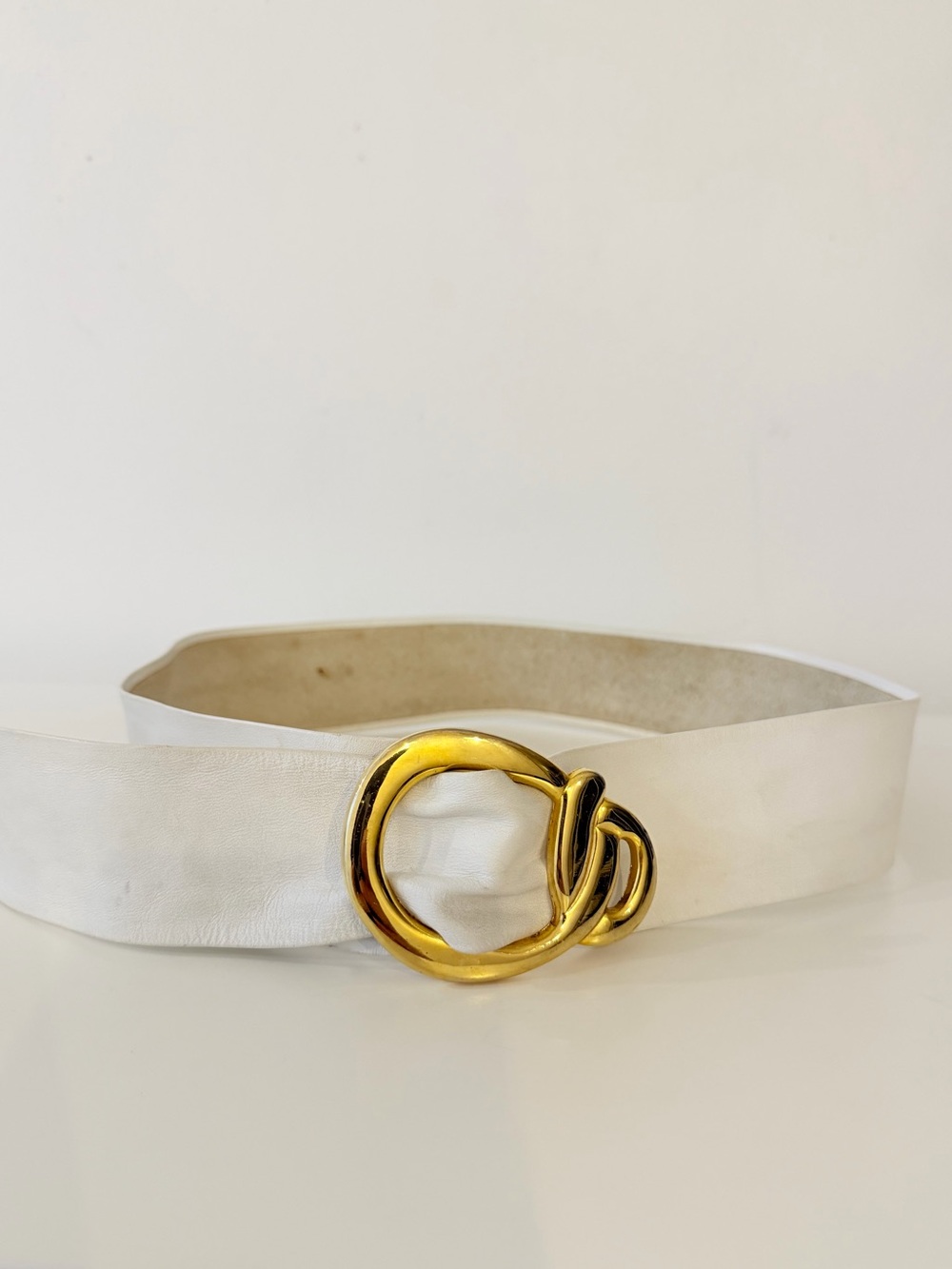 Vintage White Genuine Leather Belt with Gold Knot Buckle, Sz M/L